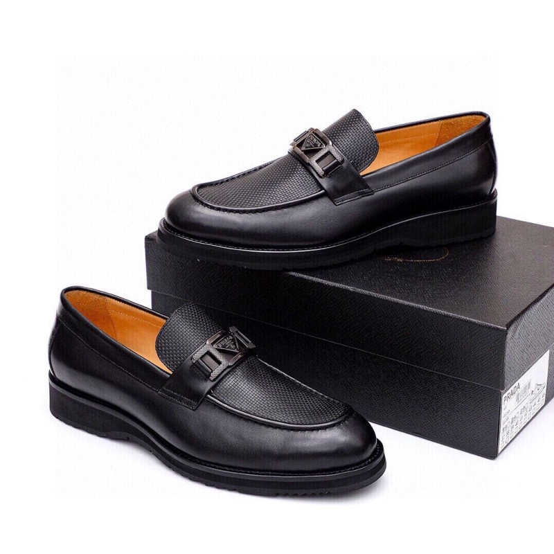 Pra*a leather shoes